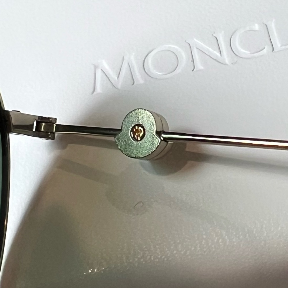 Moncler Black Aviator Sunglasses with White Case - Picture 5 of 9